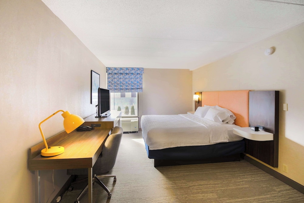 Hampton Inn Fall River Westport - photo 19