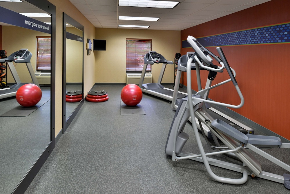 Hampton Inn Wytheville - photo 47