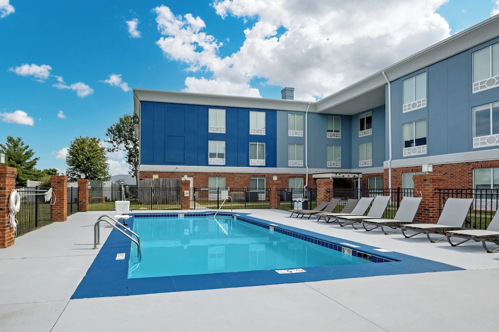 Holiday Inn Express White House an IHG Hotel - photo 23