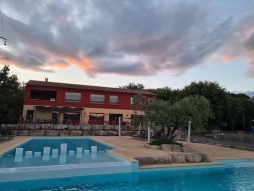 Rev o Thijol Vacances in Ruoms, France