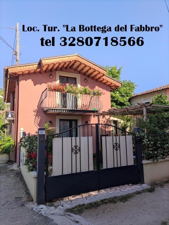 La Bottega Del Fabbro Affitto Breve in Contigliano, Italy