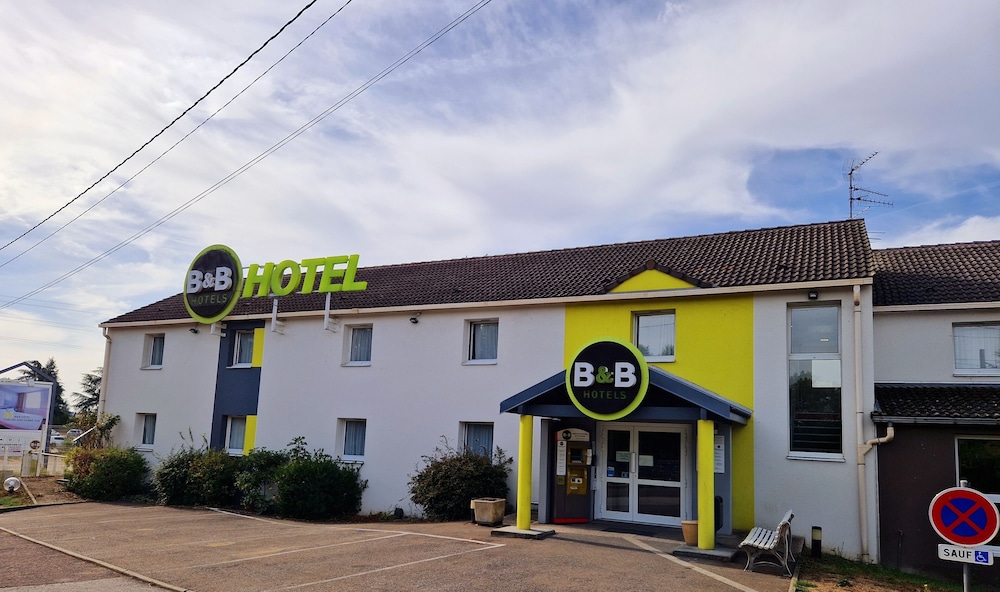 B&B Hotel Chalon Sur Saône Sud in Saint-Remy-De-Provence, France