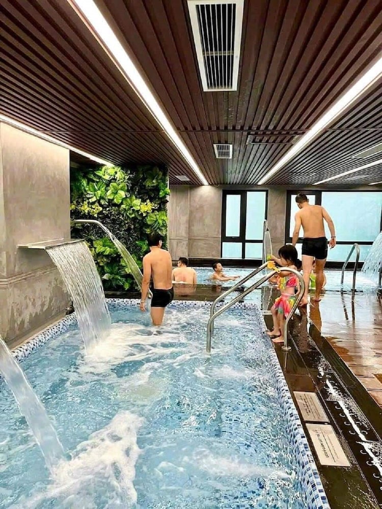 Tk2Resortstay Vinhomes Smart City — 4-Star Luxury Hotel in Hanoi, Vietnam
