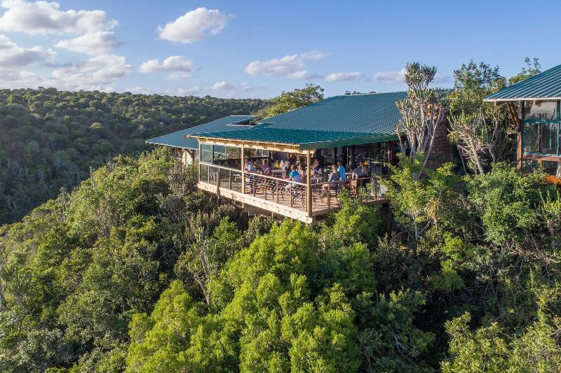 Kariega Game Reserve Main Lodge — 4-Star Luxury Hotel in Port Elizabeth, South Africa