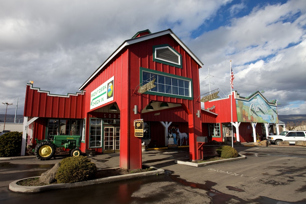 Cousins Country Inn - photo 88
