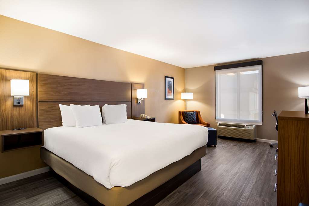 Best Western Gallup West - photo 28