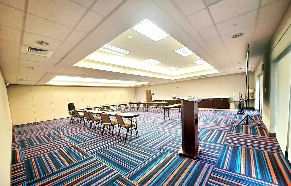 Hampton Inn Wilmington Medical Park - photo 48