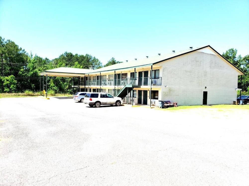 Motel 103 - photo 35