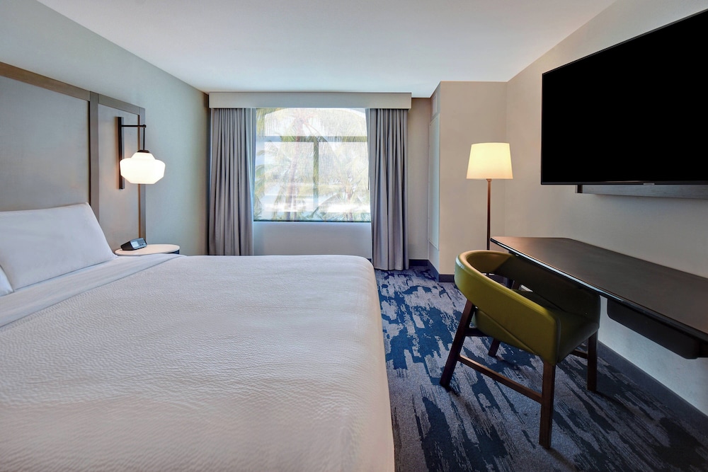 Fairfield Inn & Suites Las Vegas Airport South - photo 12