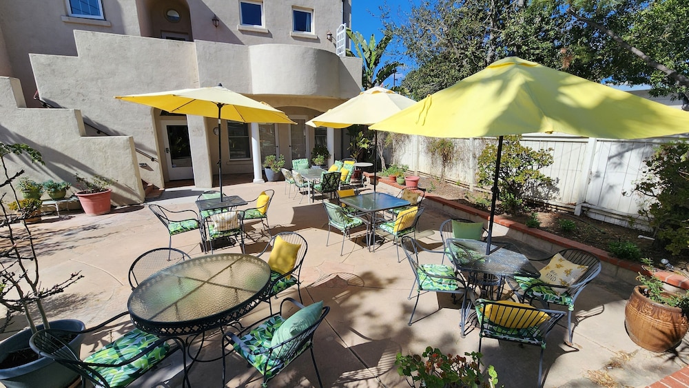 Santa Paula Inn - photo 45