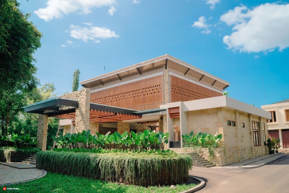 Mutiara Carita Cottages - carbon neutral hotel in Pandeglang