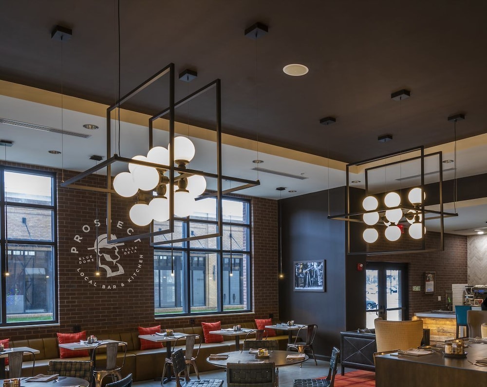 Hotel Indigo Tulsa DWTN Entertainment Area by IHG - photo 24