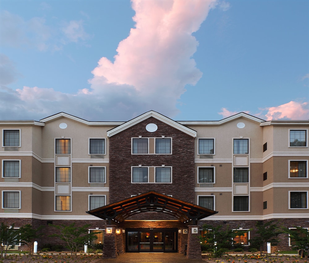 Staybridge Suites Hot Springs by IHG - photo 42