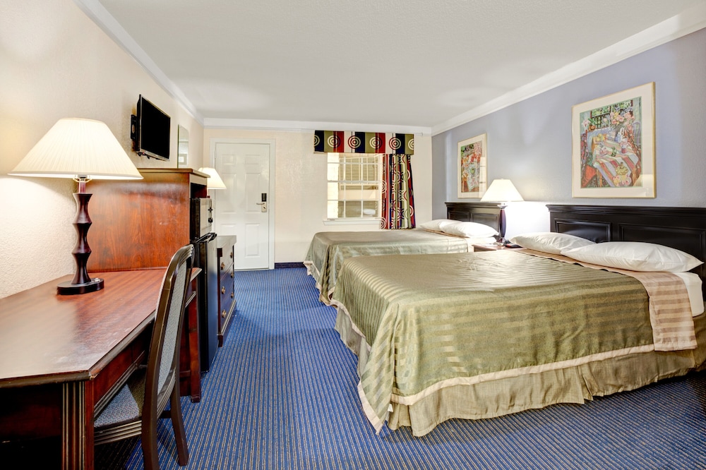Travelodge by Wyndham North Richland Hills Dallas Ft Worth - photo 9