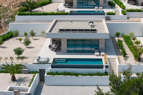 Cloud 9 D4 in Unknown City, Croatia