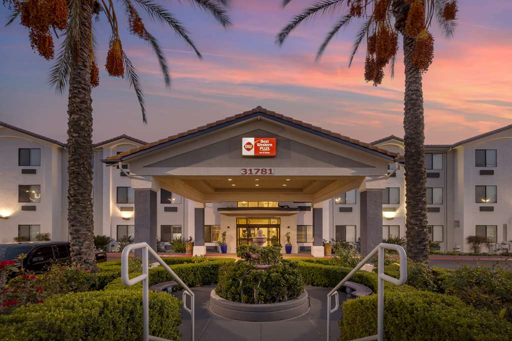 Best Western Plus Lake Elsinore Inn & Suites — hotel in Lake Elsinore