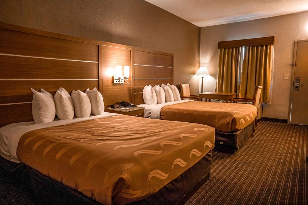 Quality Inn & Suites near Six Flags Austell - photo 9