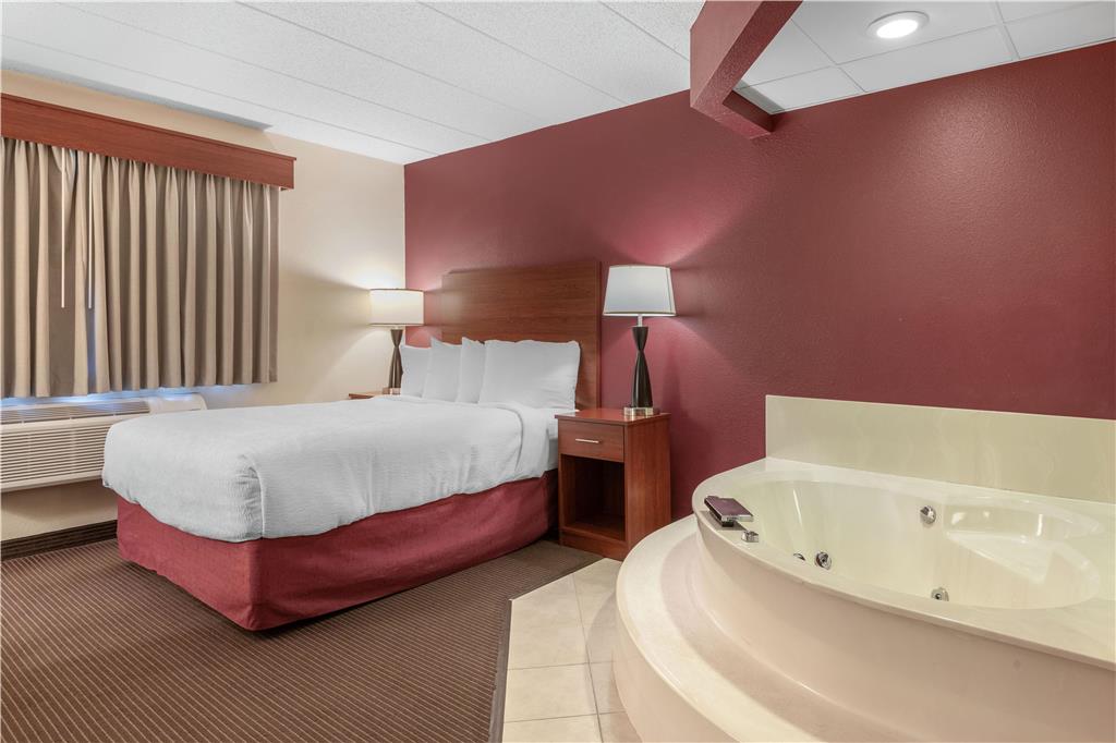 SureStay Plus Hotel by Best Western Litchfield - photo 25