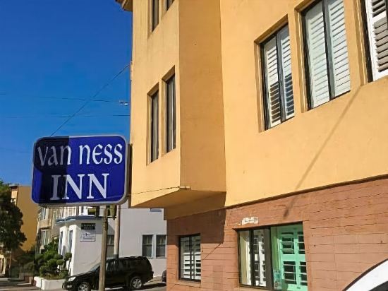 Van Ness Inn - photo 17