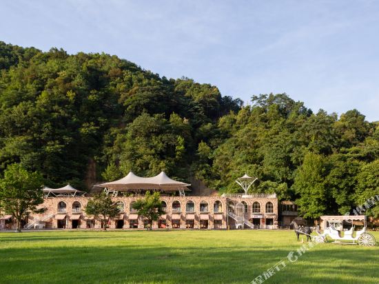 Shaoguan renhua ling river forest park in Shaoguan, People's Republic of China