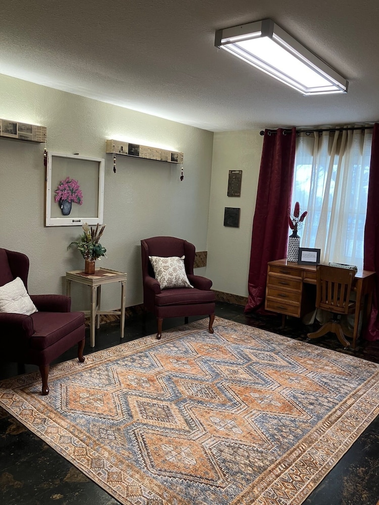 Prairie Rose Inn - photo 23