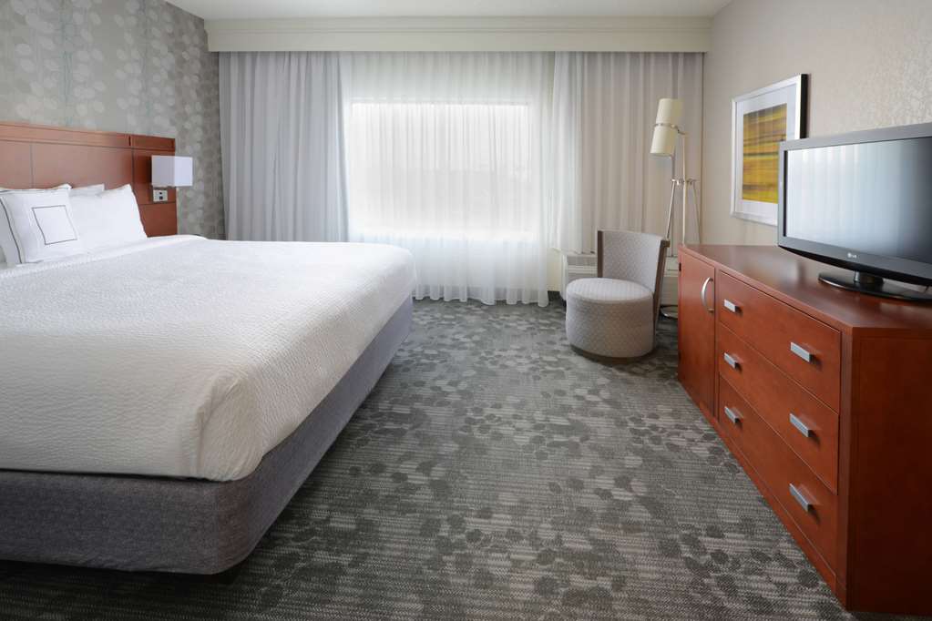 Sonesta Select Dallas Central Expressway - photo 8