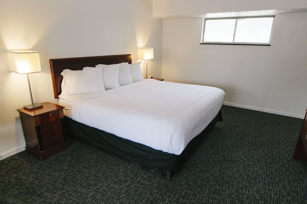 Grand Traverse Motel - photo 12
