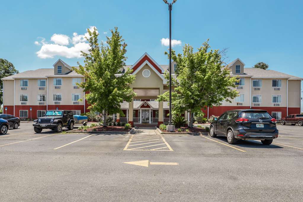 Econo Lodge Inn & Suites Marianna South — hotel in Marianna