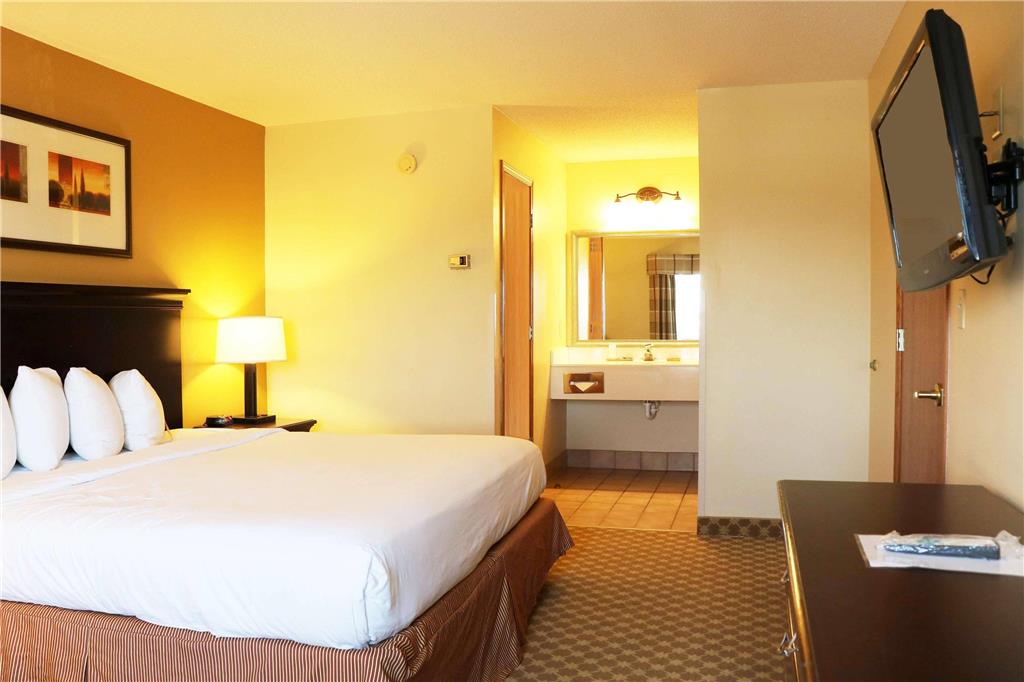 Country Inn & Suites by Radisson Lincoln North Hotel and Conference Center NE - photo 5