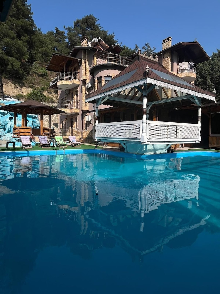 Grand Ahtamar — Bursa — photo 2