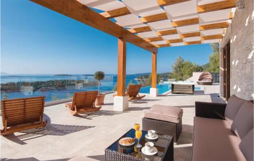 Beautiful Home In Karbuni — 5-Star Luxury Hotel in Blato, Croatia