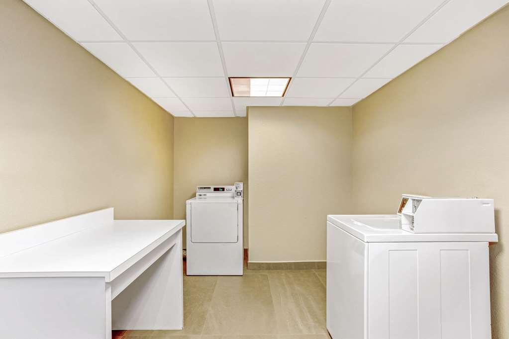 La Quinta Inn & Suites by Wyndham Panama City - photo 34
