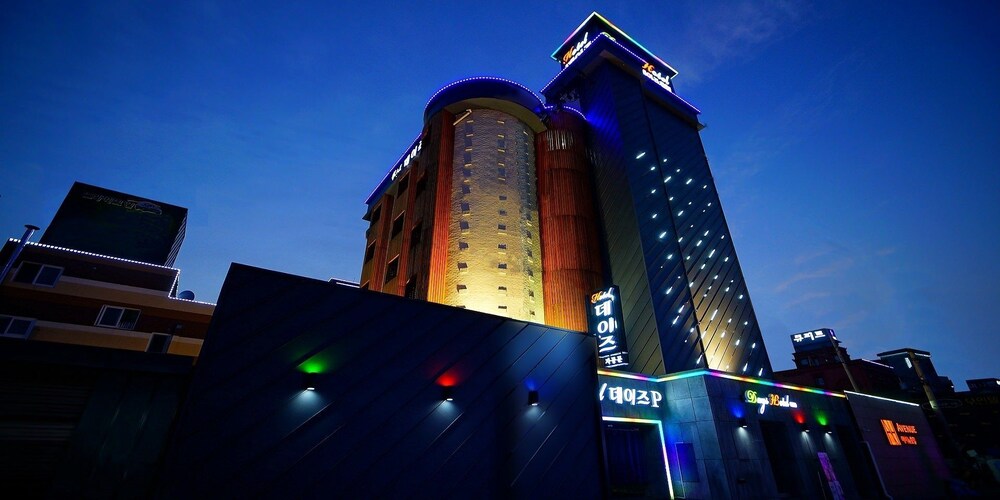 Jays Hotel — Jeonju
