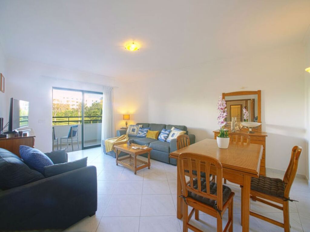 Apartment Garden Place by Interhome — 4-Star Luxury Hotel in Armacao De Pera, Portugal
