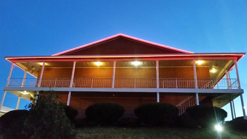 Boston Inn - photo 48