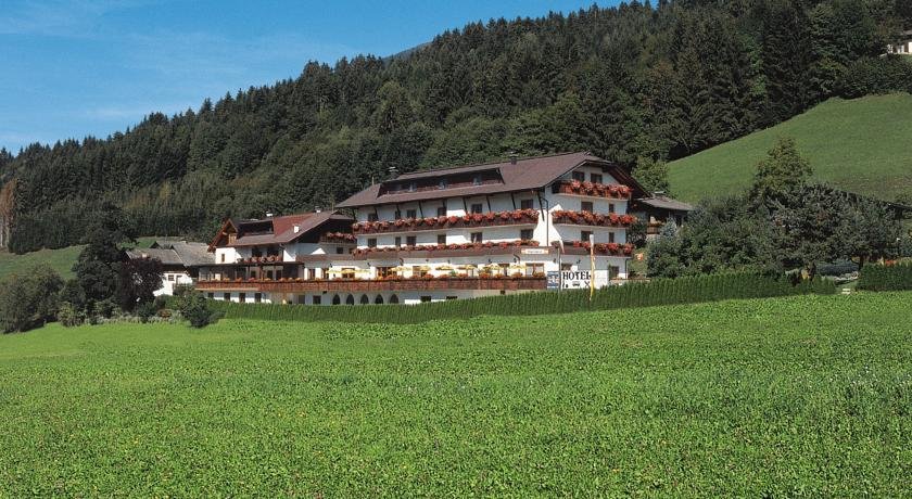 Ferienhotel Sunshine in Berg Im Drautal, Austria