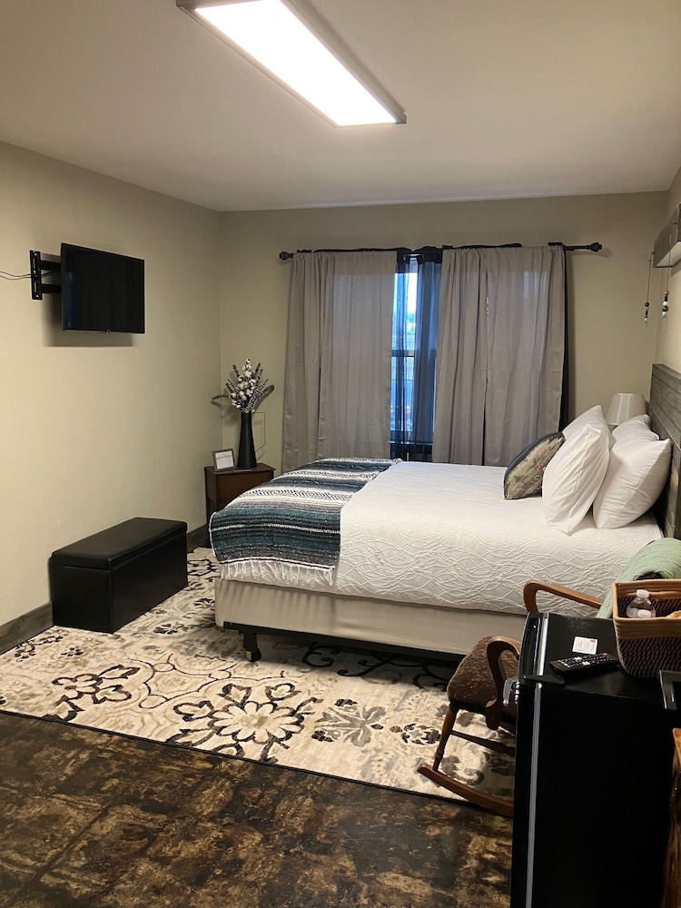 Prairie Rose Inn - photo 10