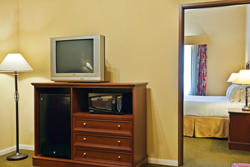 Holiday Inn Express Salado Belton by IHG - photo 7