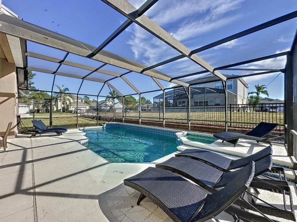 Luxury 6bd 3.5ba Pool Home In Windsor Palms Resort 6 Bedroom Villa by RedAwning - photo 32