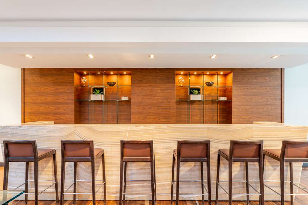 מזון ומשקאות