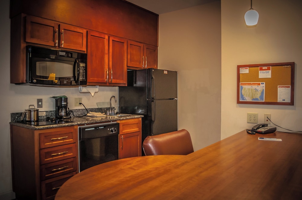 Candlewood Suites New Iberia by IHG - photo 19