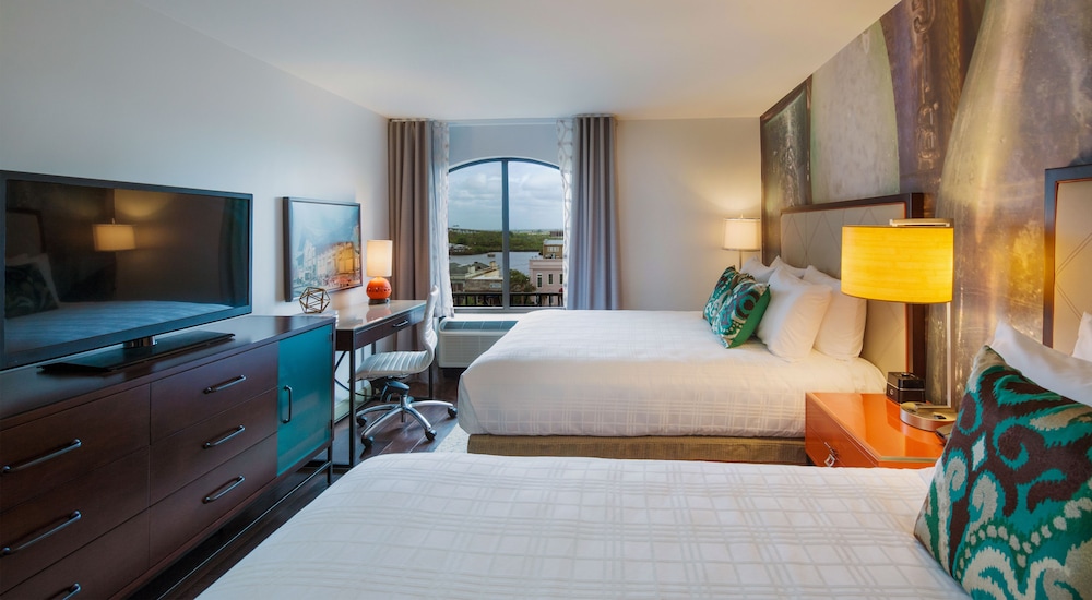 Hotel Indigo Savannah Historic District by IHG - photo 22