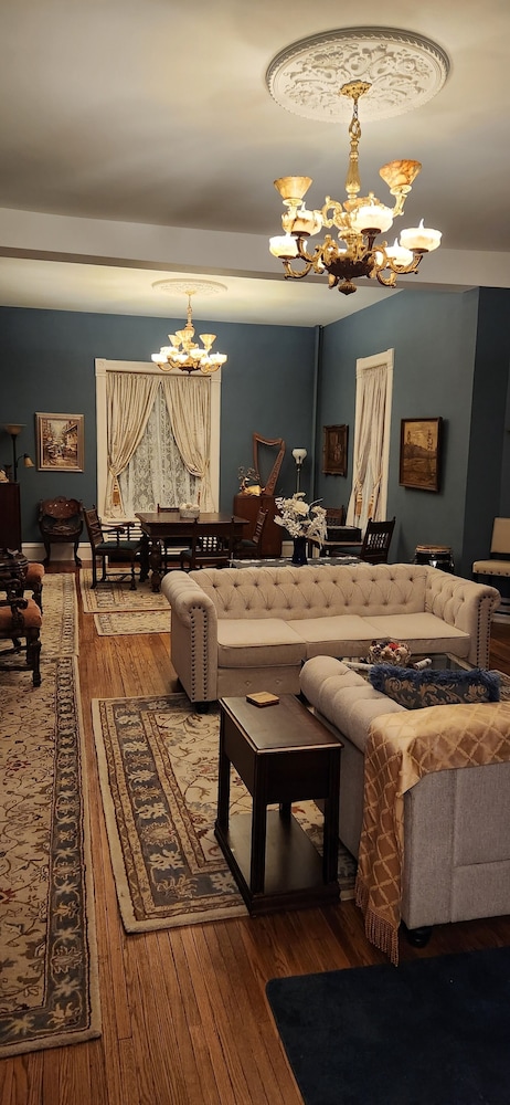 Oaklawn Inn Llc - photo 47