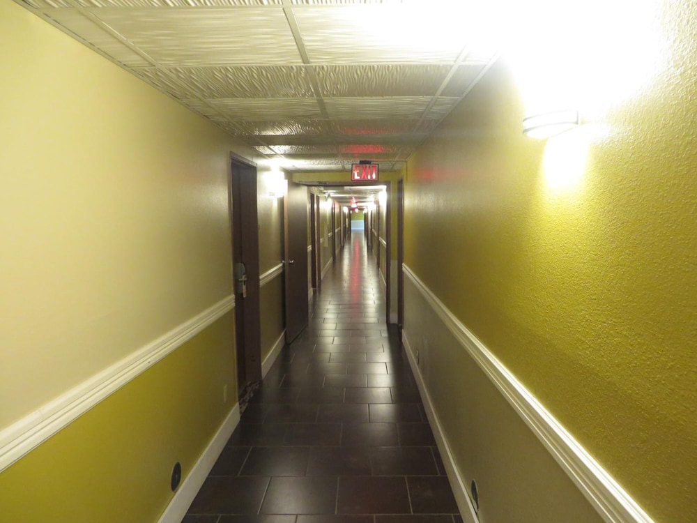 Riverside Suites - photo 52