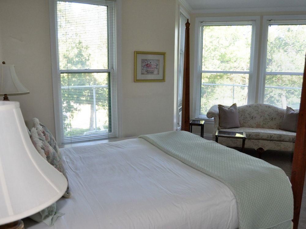 Anne's Washington Inn - photo 19