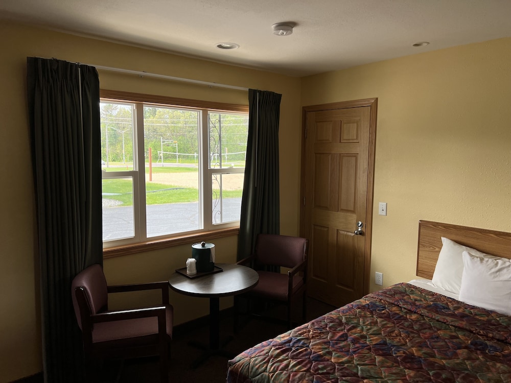 All Star Inn & Suites - photo 34