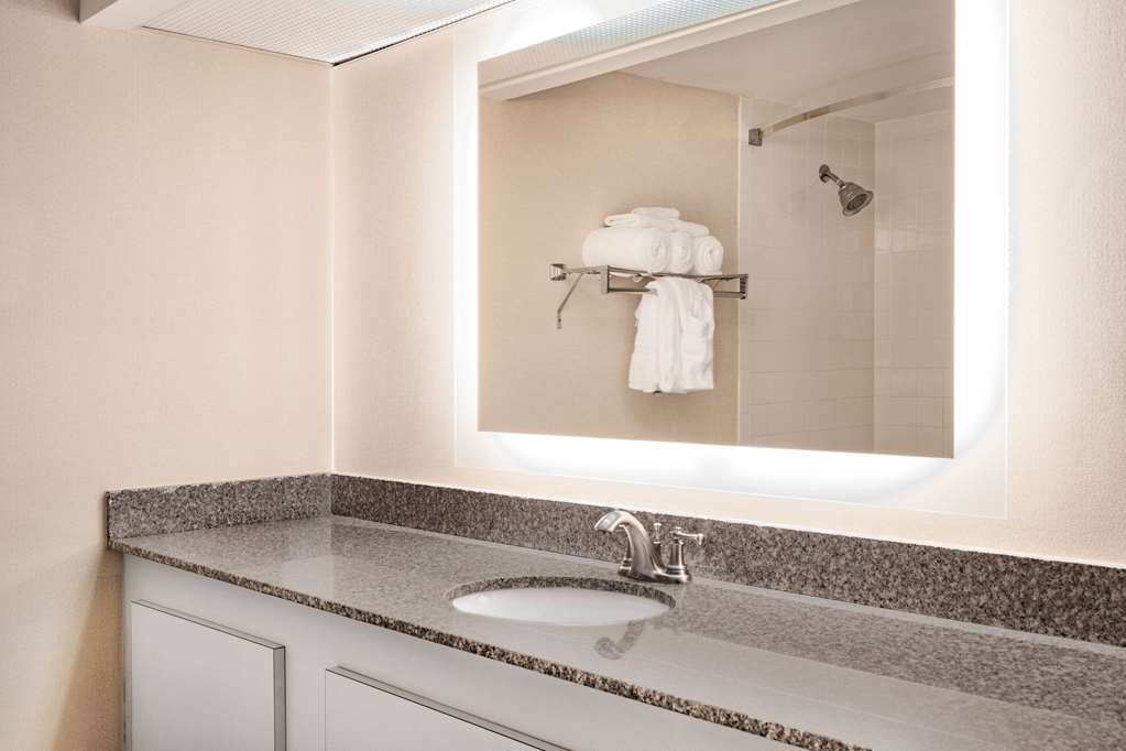 Howard Johnson by Wyndham Lima - photo 26