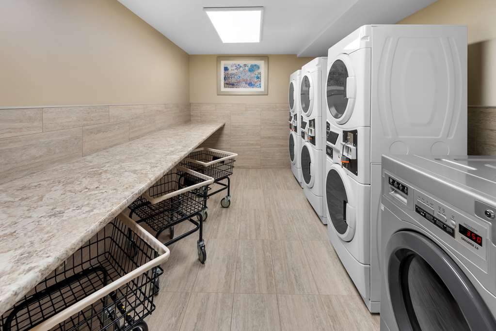 Clarion Pointe Mattoon Near University - photo 37