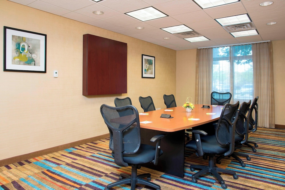 Fairfield Inn & Suites by Marriott Omaha Downtown - photo 29