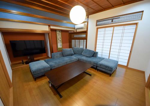 渚泊 Renacldo 浜や - carbon neutral hotel in Saiki